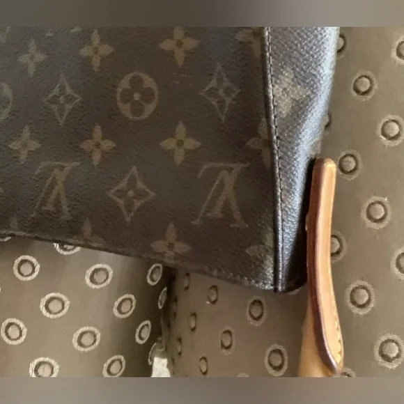 Louis Vuitton Monogram Looping GM Shoulder Bag. DU0051 - Very Good Condition. - Picture 11 of 16